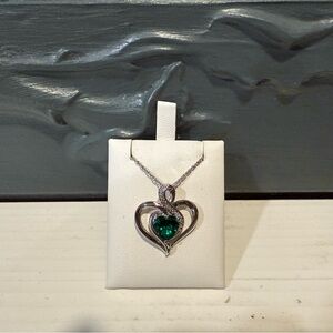 Elegant Silver Heart Pendant Necklace